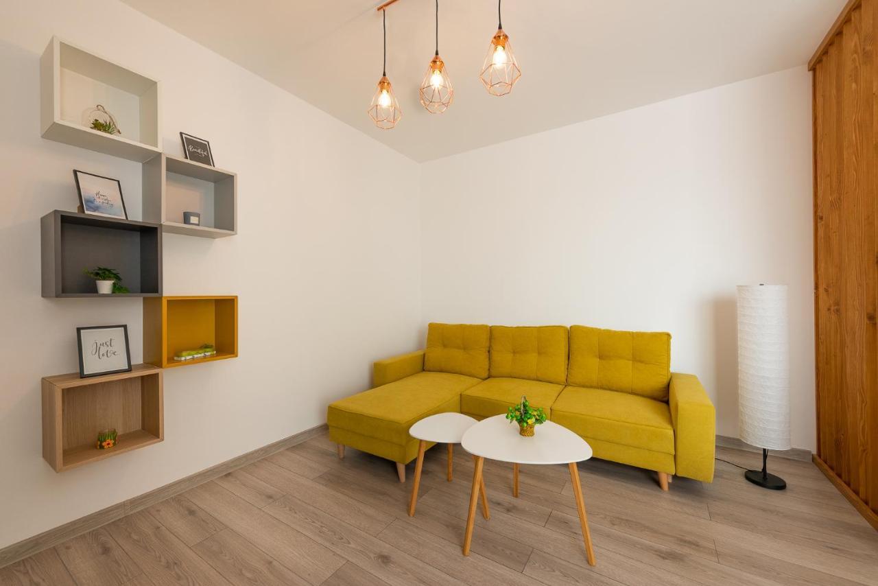 Art Apartment Targu Mures Exterior photo