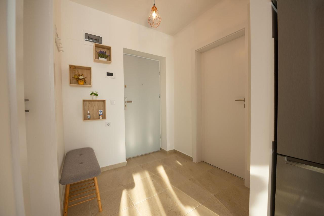 Art Apartment Targu Mures Exterior photo
